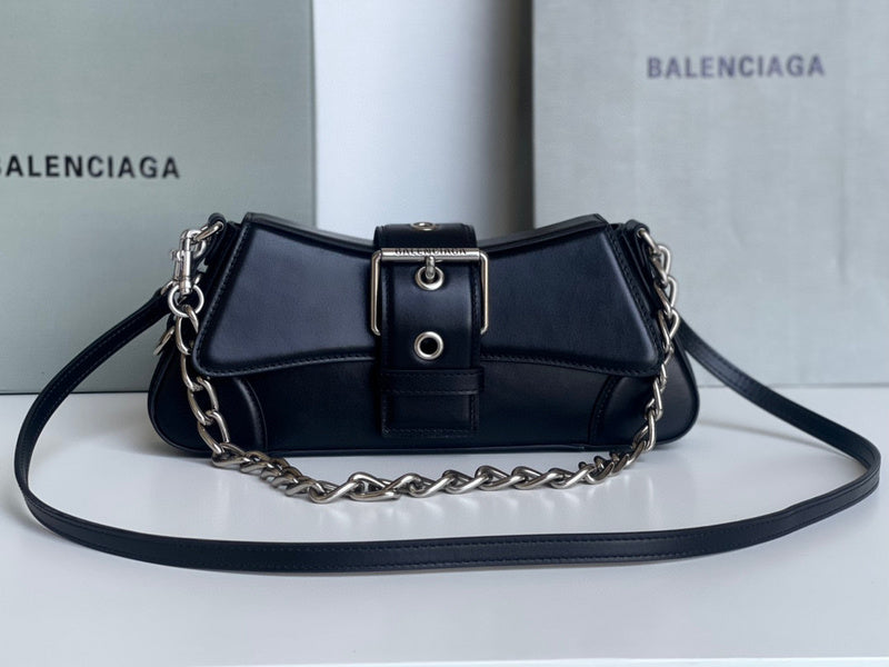 MC-Balenciaga-904