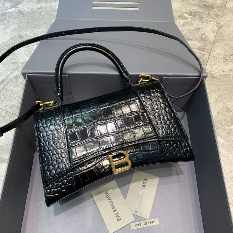 MC-Balenciaga-905