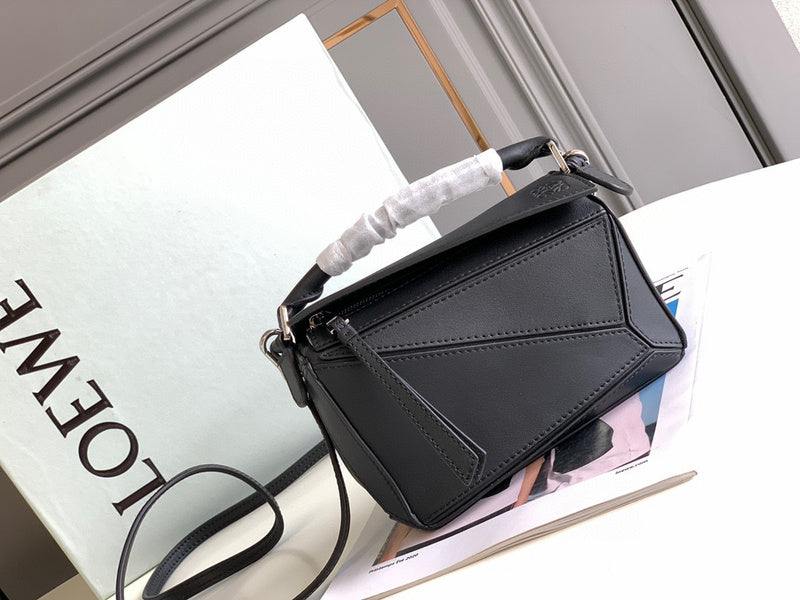 MC-Loewe-537