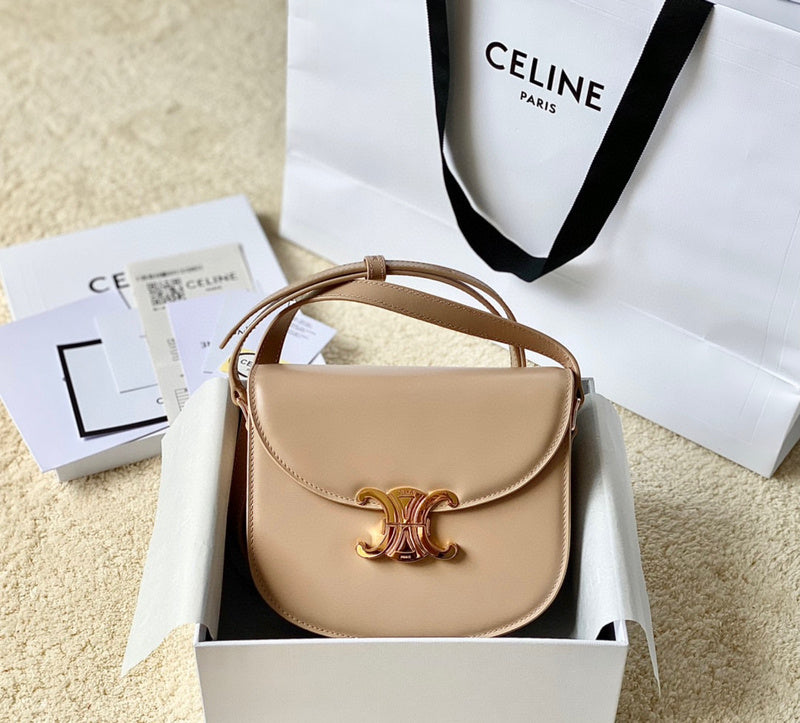 MC-Celine-948