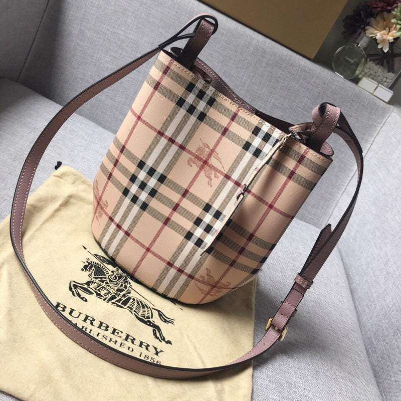 MC-Burberry-317
