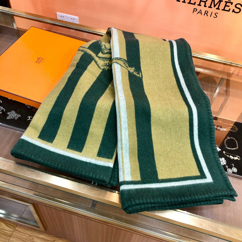 MC-Scarfs-677