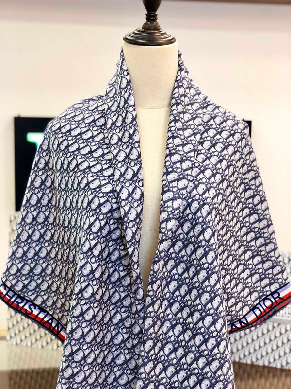 MC-Scarfs-680