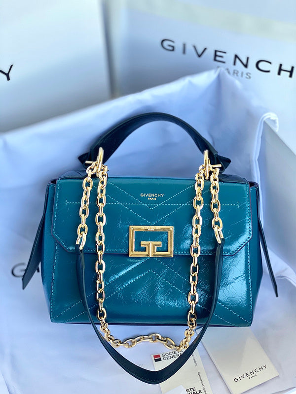 MC-GIVENCHY-285