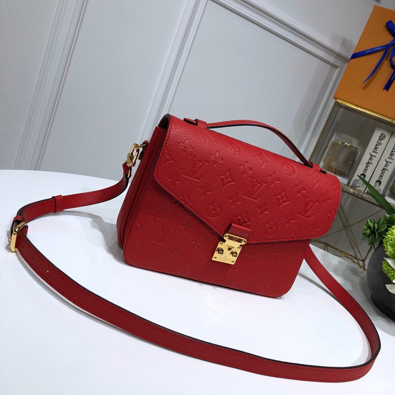 MC-LV-Bags-2171