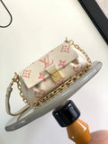 MC-LV-Bags-2174