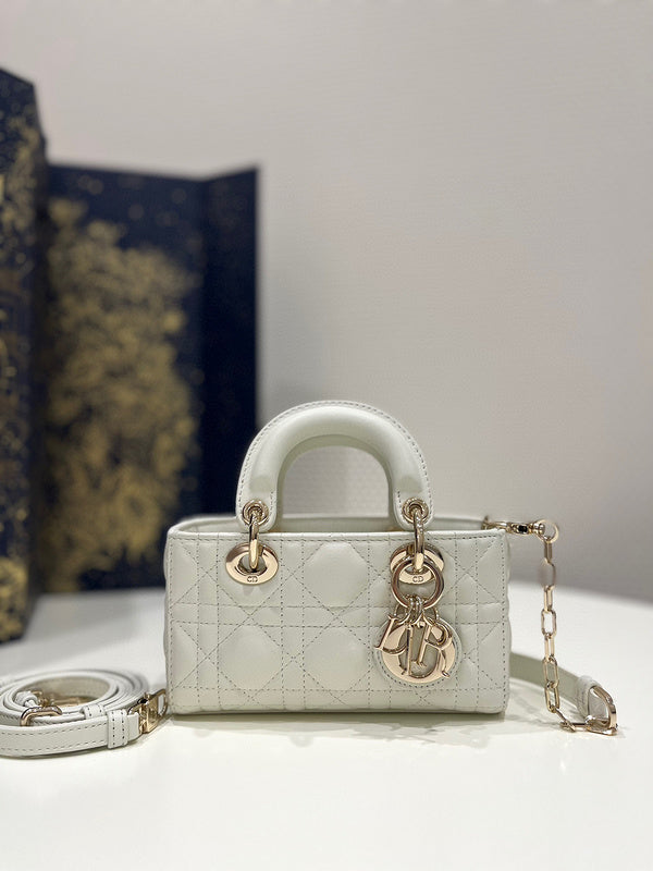 MC-Christian Dior-2004