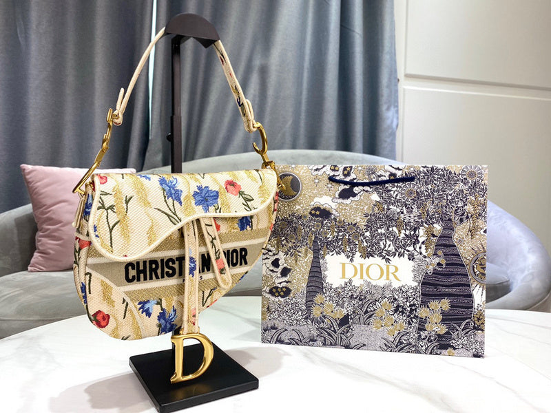 MC-Christian Dior-2012