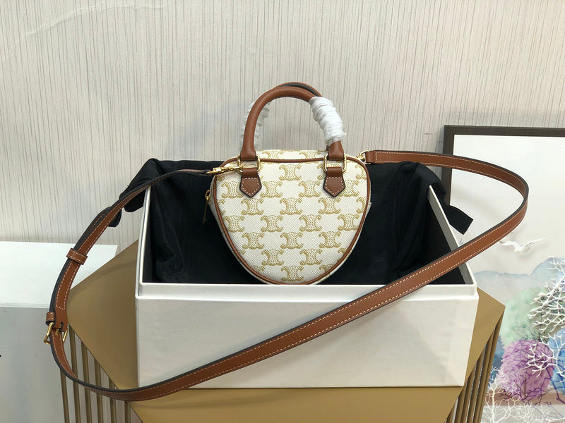 MC-Celine-974