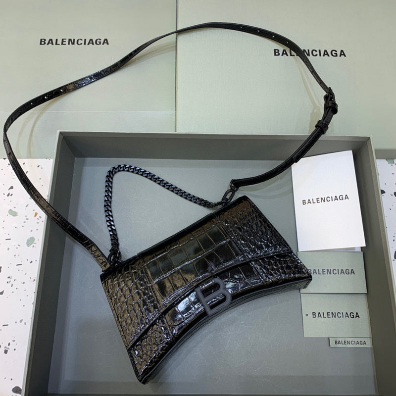 MC-Balenciaga-929