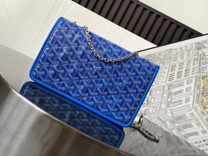 MC-Goyard-737