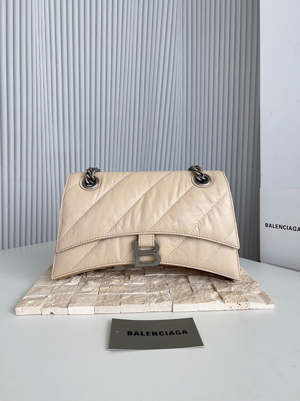 MC-Balenciaga-933