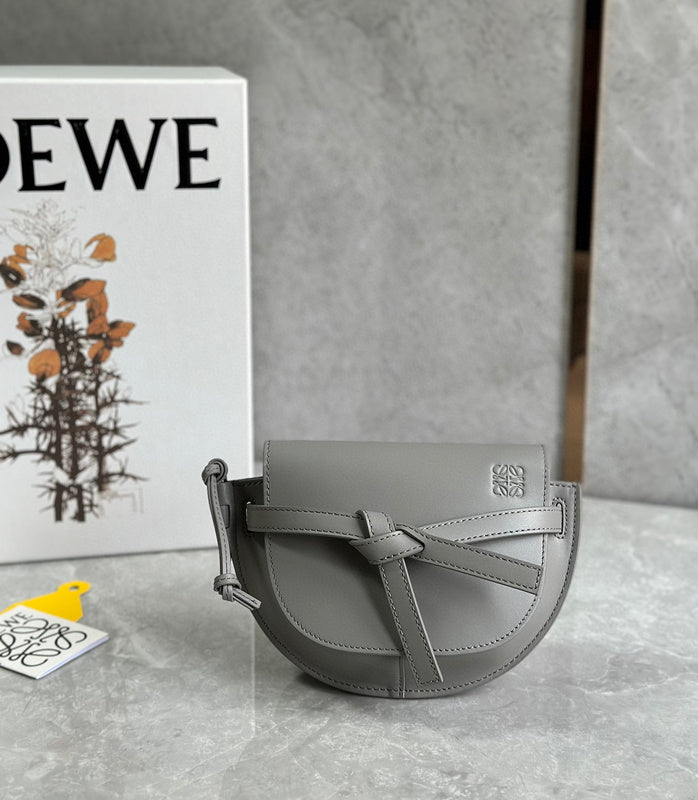 MC-Loewe-559