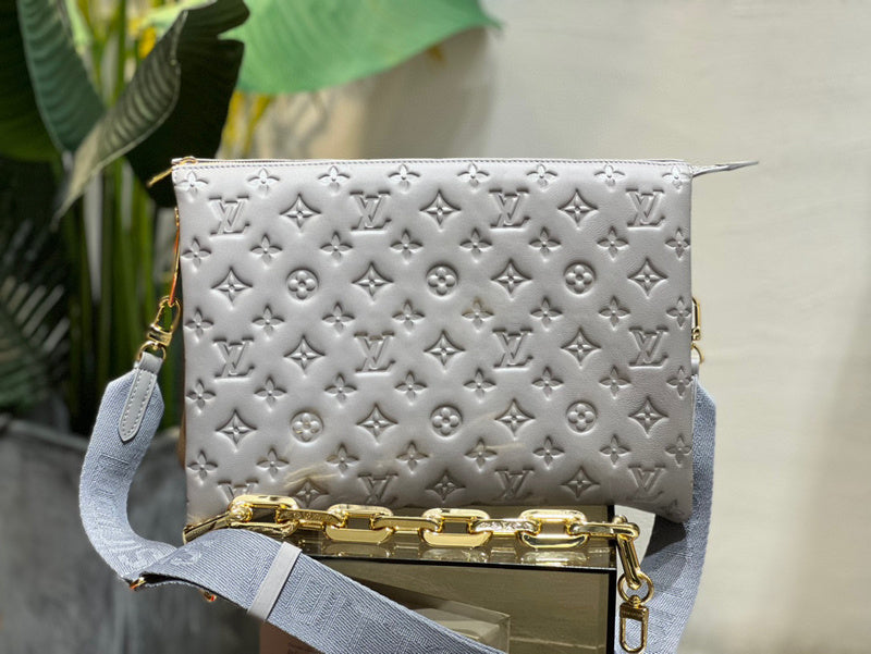 MC-LV-Bags-2207