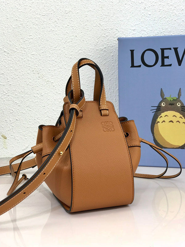 MC-Loewe-560