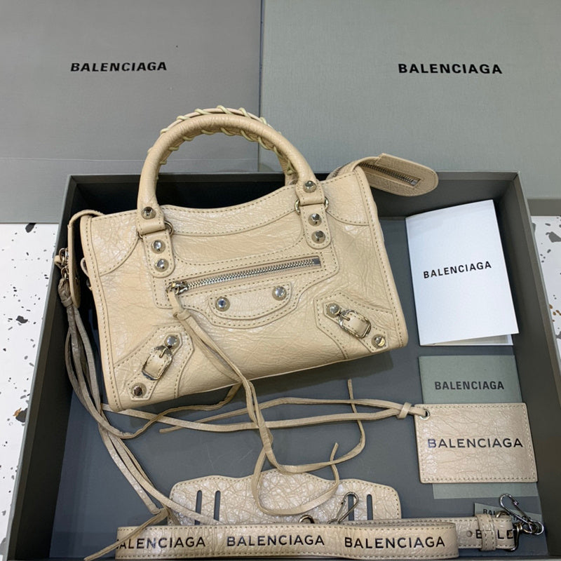 MC-Balenciaga-937