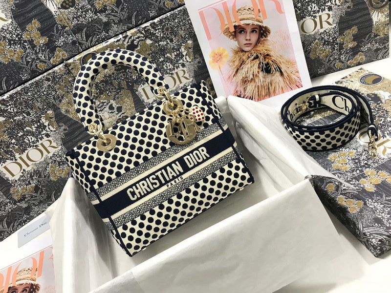 MC-Christian Dior-2036