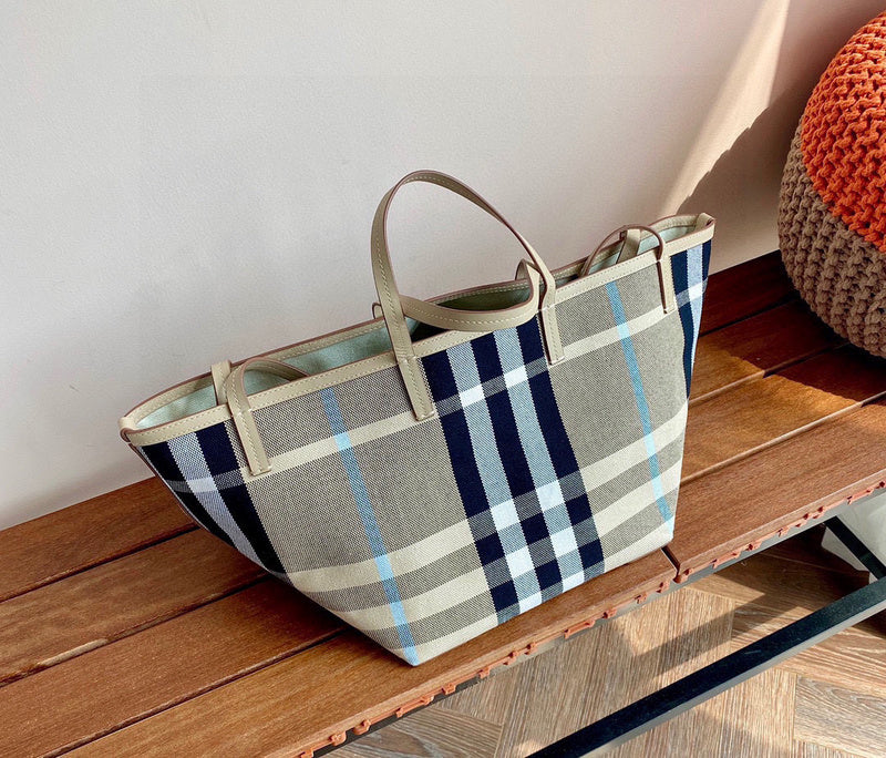 MC-Burberry-326