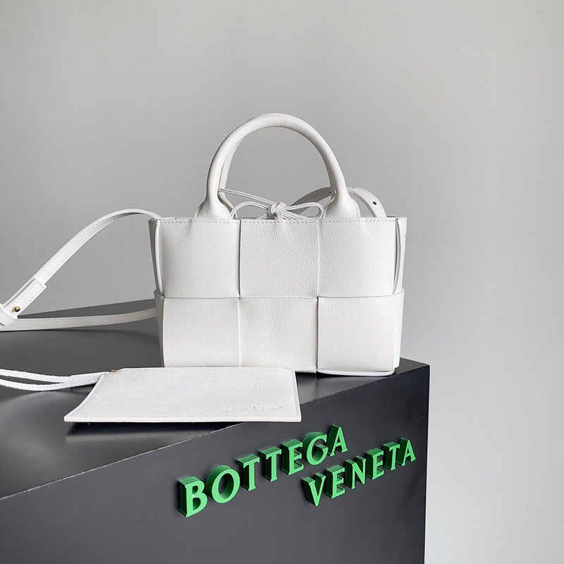 MC-Bottega Veneta-1206