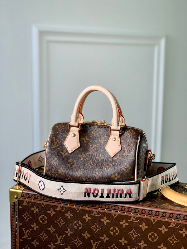 MC-LV-Bags-2279