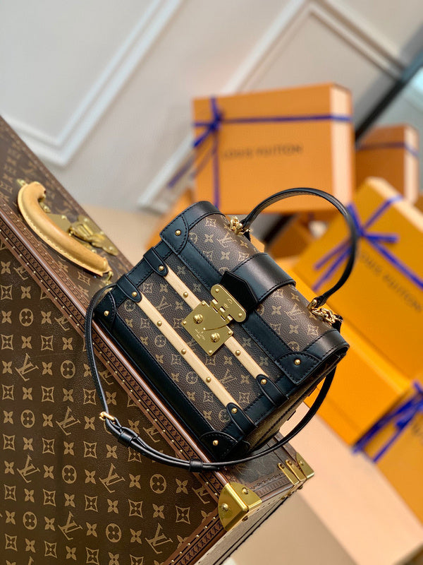 MC-LV-Bags-2286