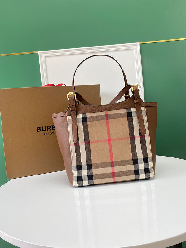 MC-Burberry-332