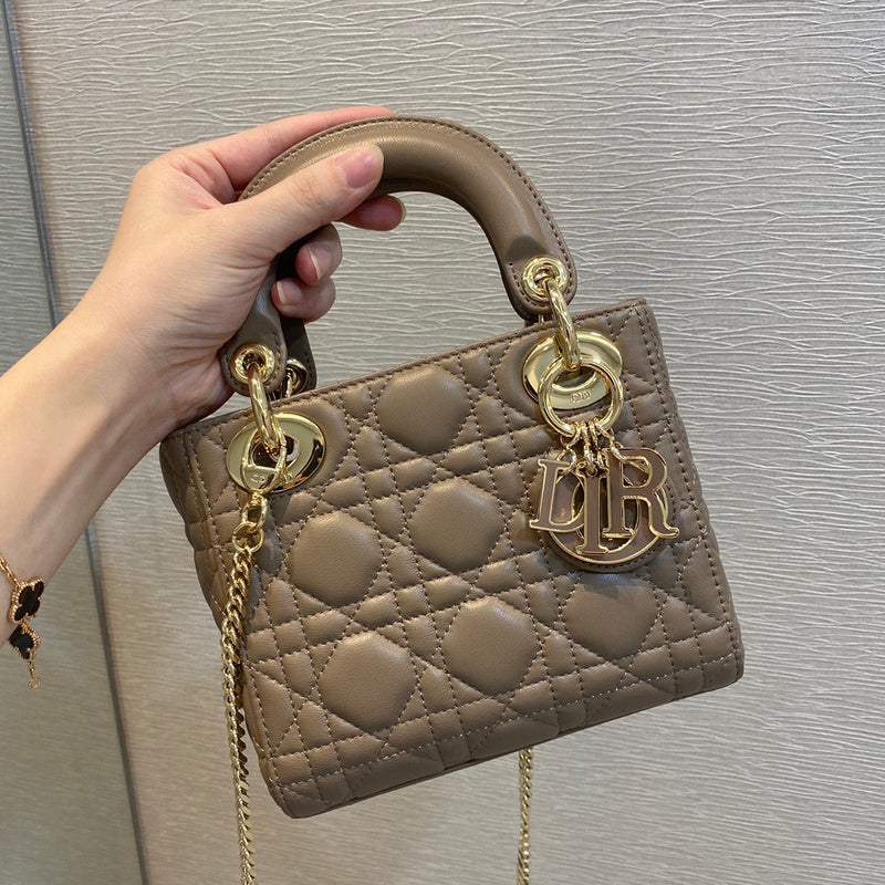 MC-Christian Dior-2102