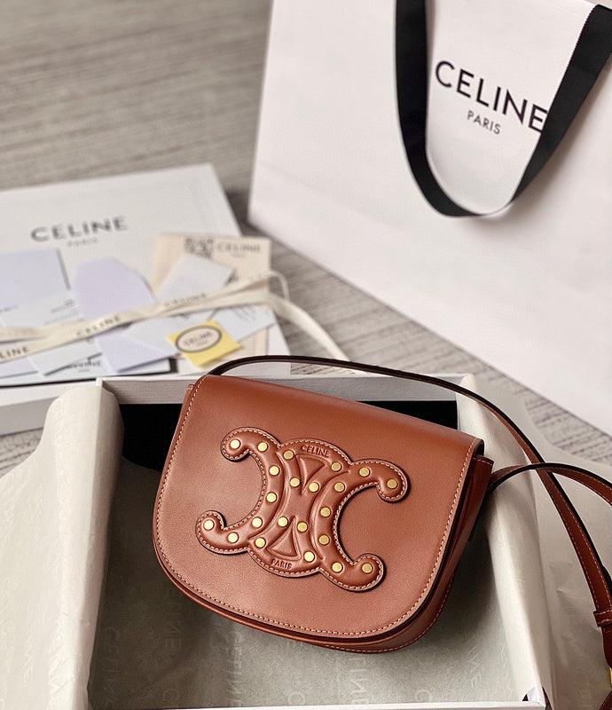 MC-Celine-1038