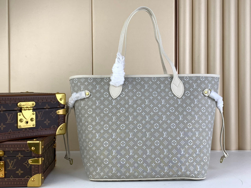 MC-LV-Bags-2322