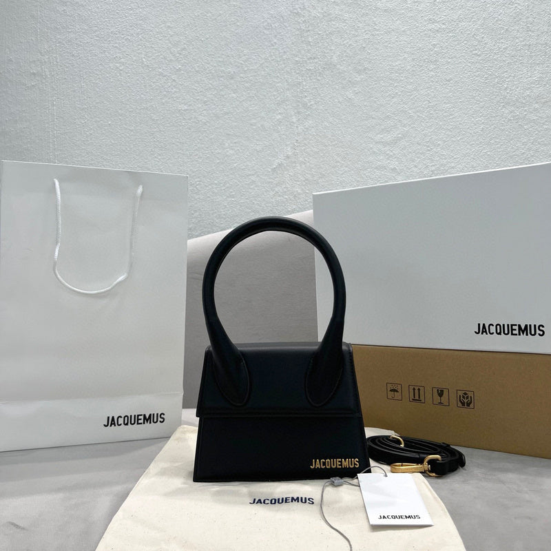 MC-JACQUEMUS-171