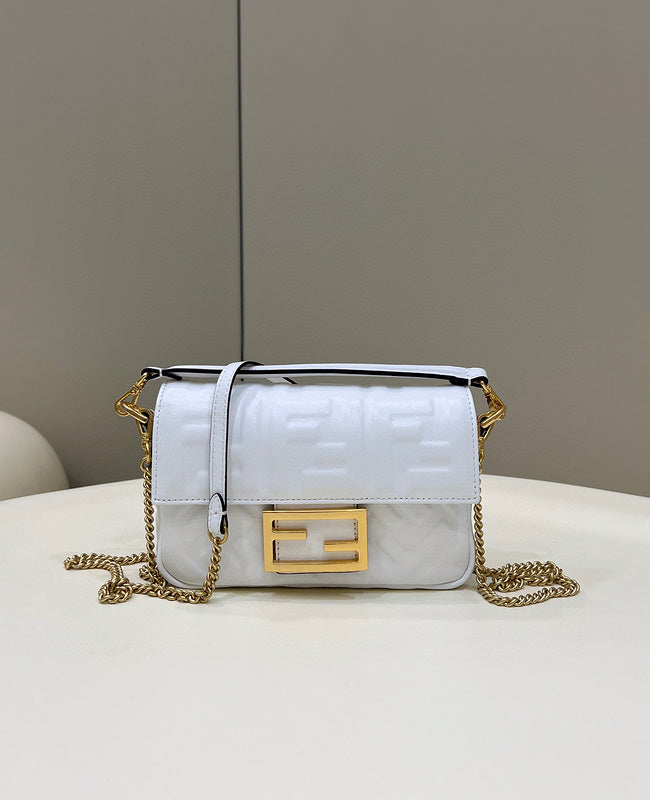 MC-FENDI-2277