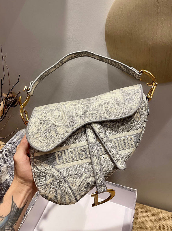 MC-Christian Dior-2137