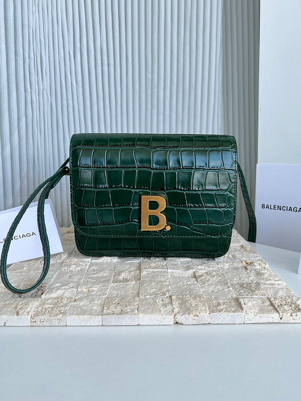MC-Balenciaga-970