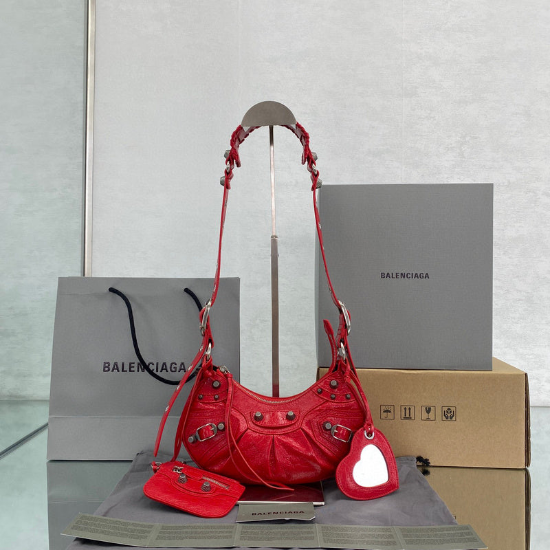 MC-Balenciaga-972