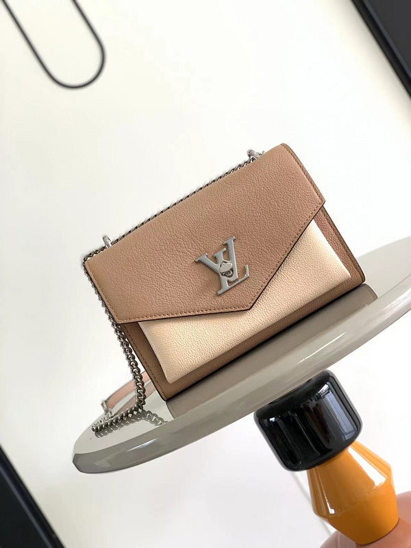 MC-LV-Bags-2346