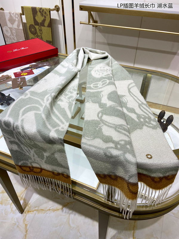 MC-Scarfs-736