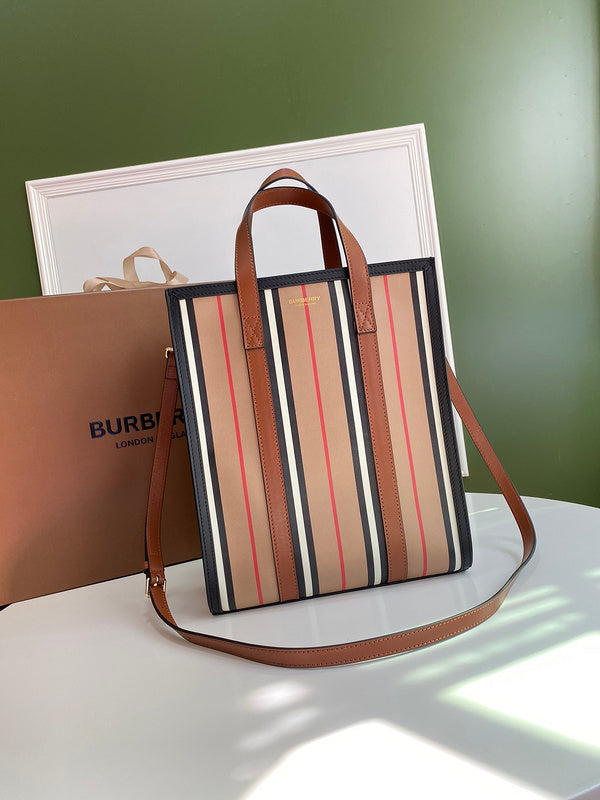 MC-Burberry-344