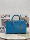 MC-Loewe-588
