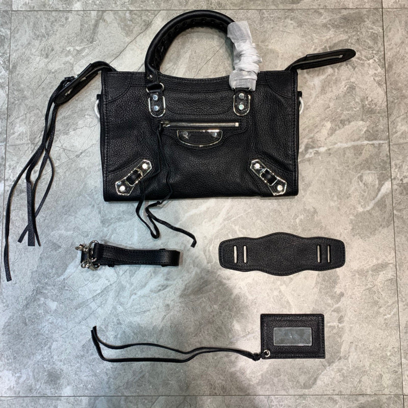 MC-Balenciaga-981