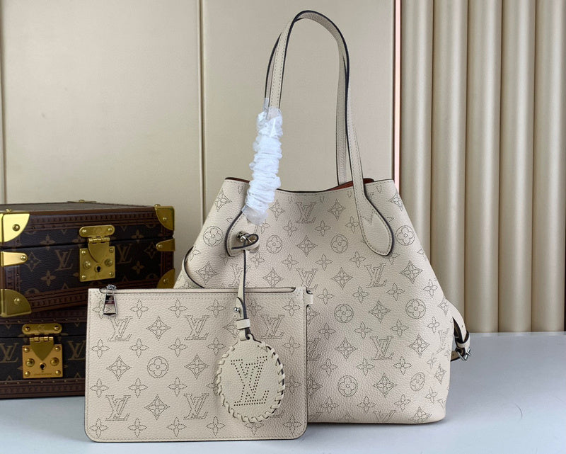 MC-LV-Bags-2374