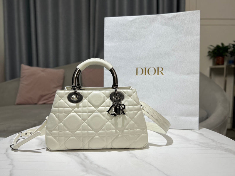 MC-Christian Dior-2185