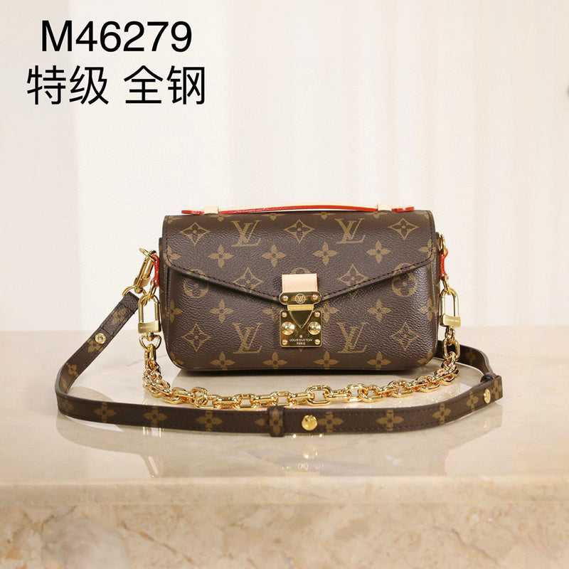 MC-LV-Bags-2390