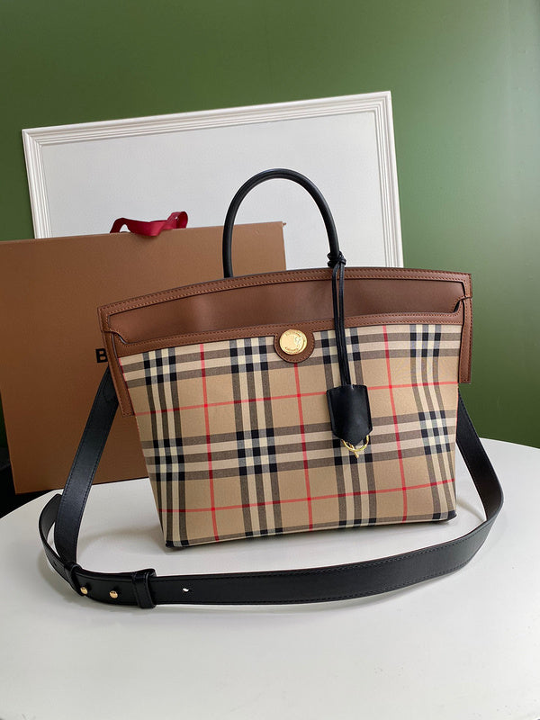 MC-Burberry-353