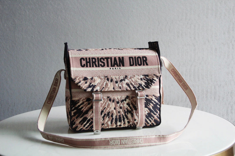 MC-Christian Dior-2207