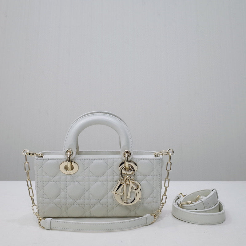 MC-Christian Dior-2220