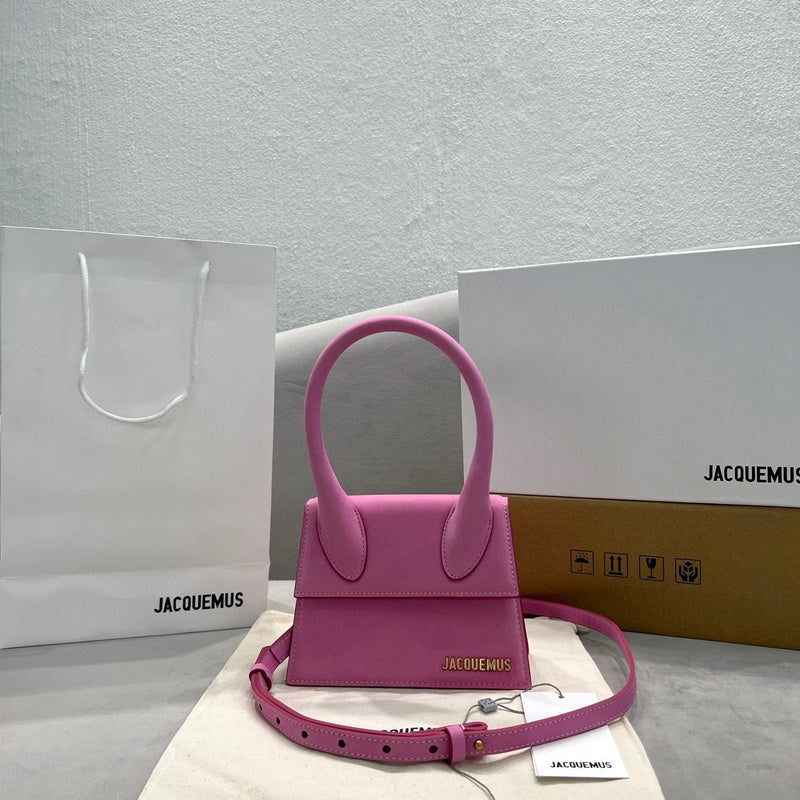 MC-JACQUEMUS-182