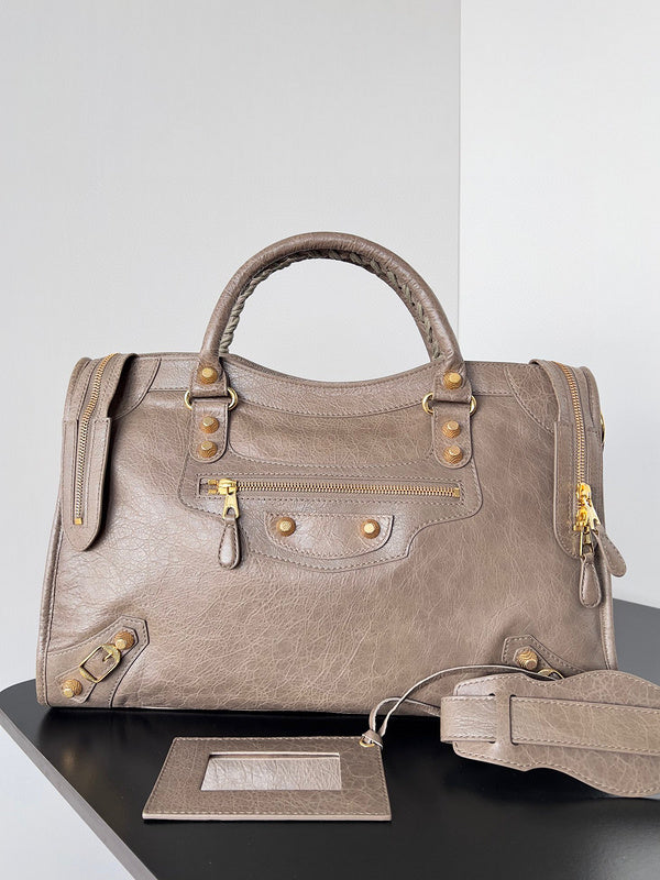 MC-Balenciaga-1004