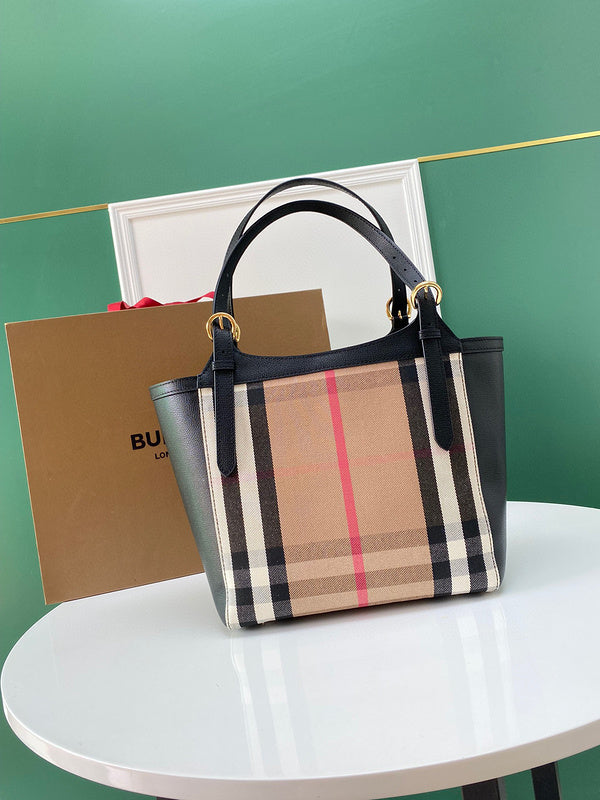 MC-Burberry-358