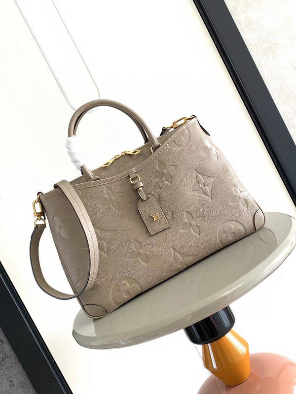 MC-LV-Bags-2432