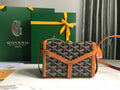 MC-Goyard-823